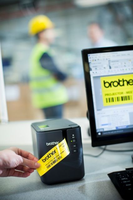 BROTHER P-TOUCH PT-P900W 6 - 36MM BASKI TZE SERİSİ ETİKET BİLGİSAYAR BAĞLANTILI MASA ÜSTÜ WİRELESS